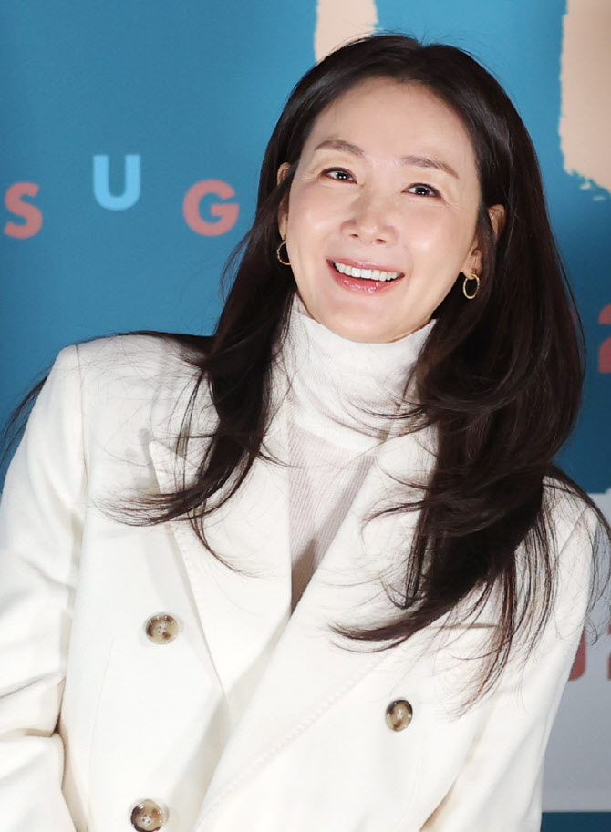 '<b>슈가</b>' <b>최지우</b> "실제 있었던 일, 연기하며 조심스러웠다"
