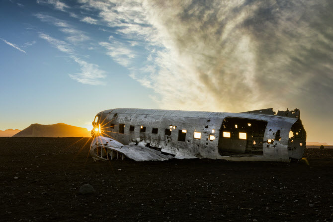 2004년 오늘, 이집트 여객기 추락…148명 전원 사망 안타까워