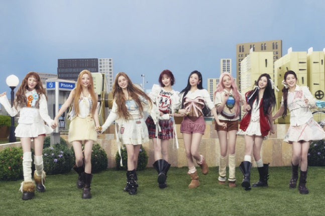 하츠투하츠 첫 팬미팅 신곡 무대