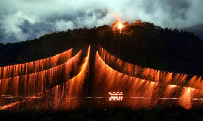 하회마을, 전통 불꽃의 향연 시작된다! 🎇