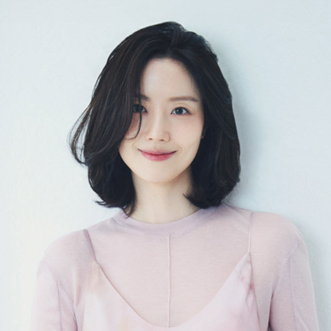 문채원, 결혼 발표로 화제 모읍니다