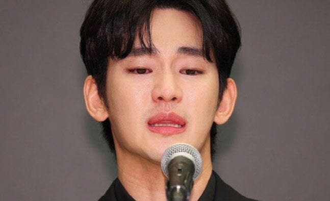 경찰 "김수현 미성년자 교제 허위…김새론 녹취록, AI 조작"