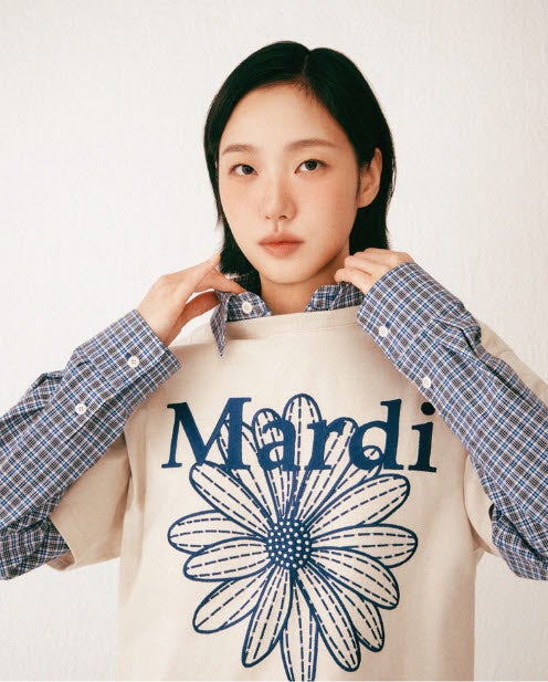 '꽃 그려진 티셔츠' 그 회사, 오늘 코스닥 상장했어