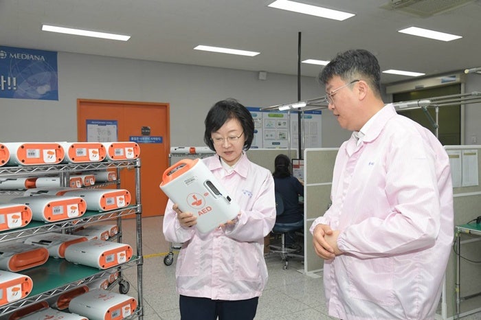 오유경 식약처장, 메디아나 방문..."의료기기, AI 시대 국가 성장...