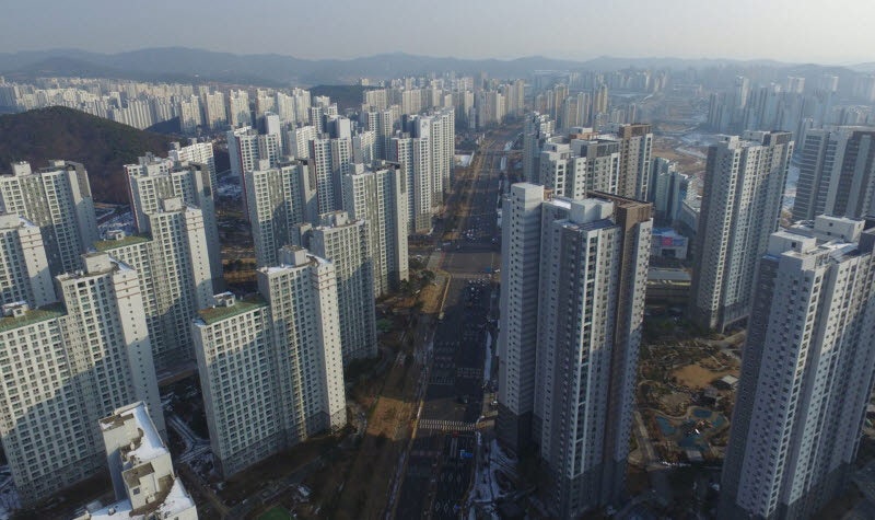 "계약금 2배 배상? 더 비싸게 팔면 돼"…동탄 집주인들 '배짱'