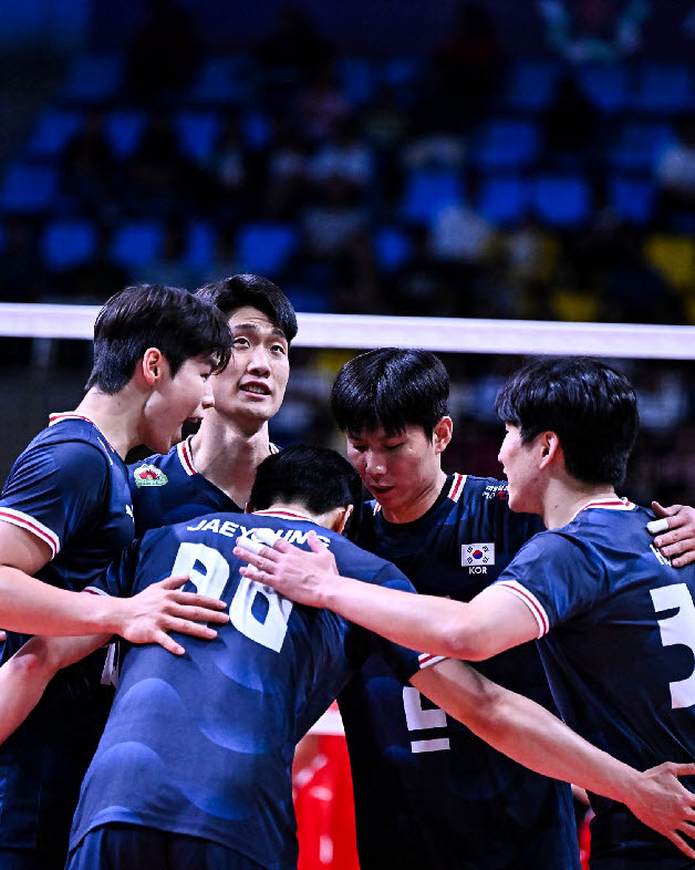 인도네시아에 막힌 첫 우승… 한국 男배구, AVC컵 결승서 완패
