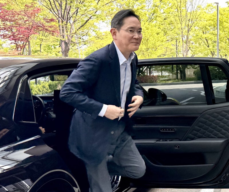 <b>이재용</b>, 美 <b>선밸리</b> 콘퍼런스 참석차 출국…빅테크 CEO들과 회동