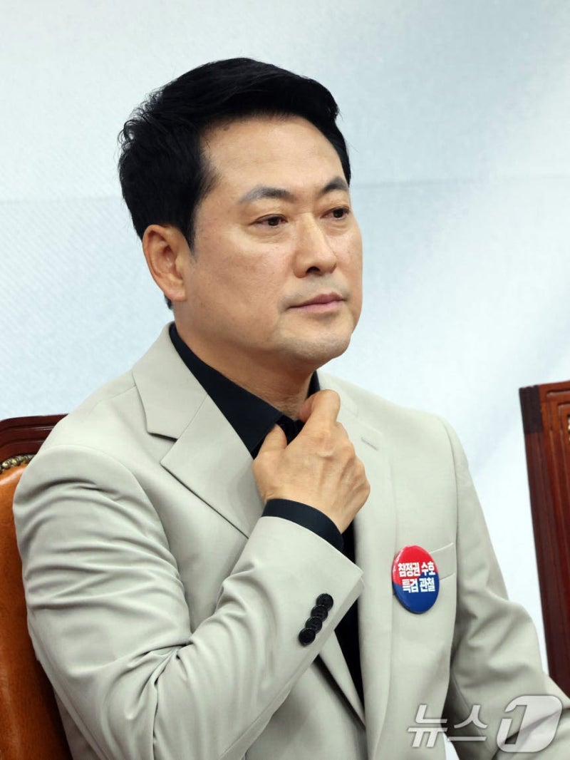 장동혁 “<b>입틀막</b>법은 이재명 성역법…전면 법 개정 추진할 것”