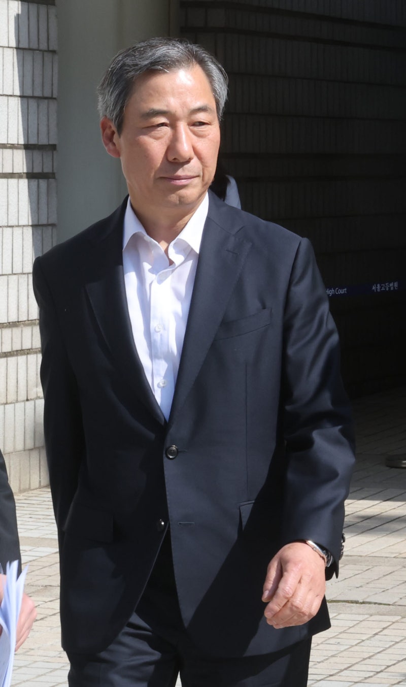 경찰, '<b>대통령 관저 PC 반출</b>' 윤재순·강의구 불구속 송치