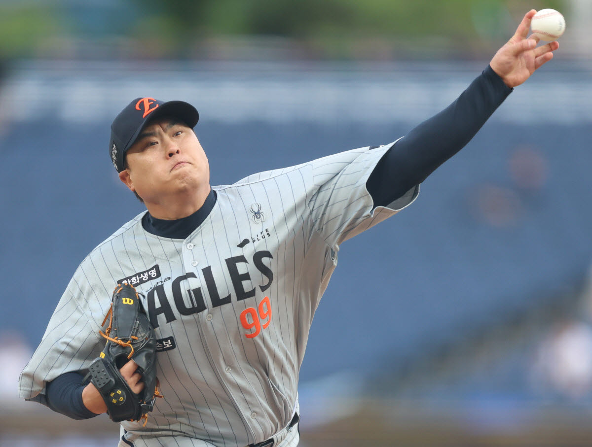 <b>류현진</b> 2500K·최형우 2700안타…<b>KBO</b>리그 후반기 달굴 대기록