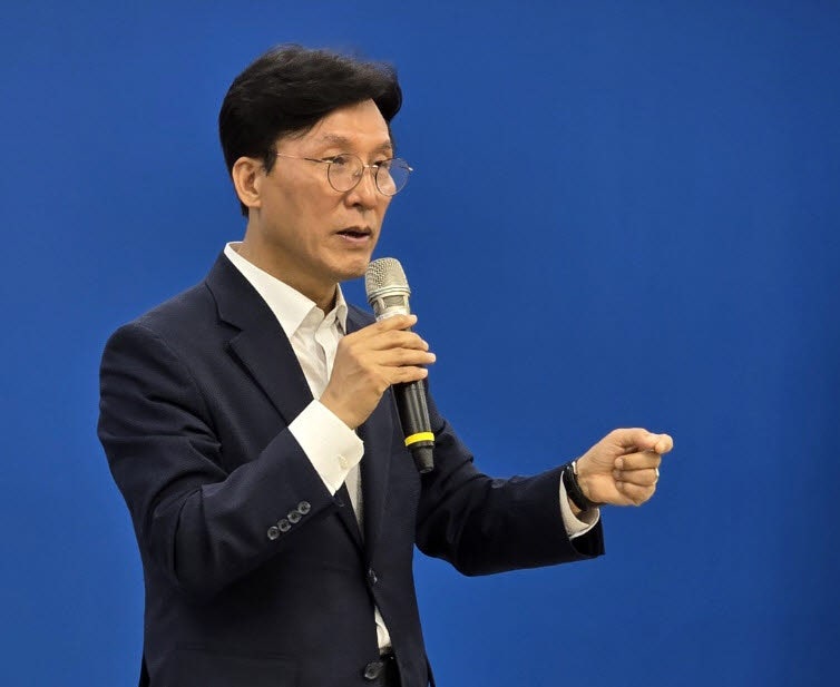 김민석 "전당대회 본질은 반명 분열주의·<b>신천지</b>와의 대회전"