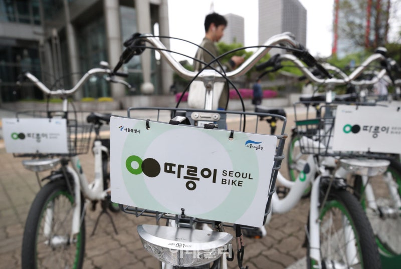 <b>따릉이</b> 탔다 개인정보 털렸다…보상은 5천원 정기권