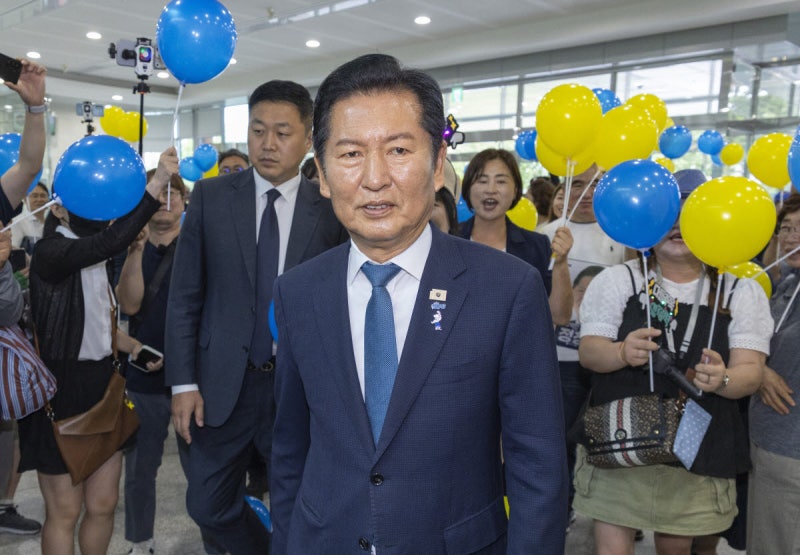 '<b>정청래</b> 탑승 <b>차량 파손</b>' 50대 남성 검거