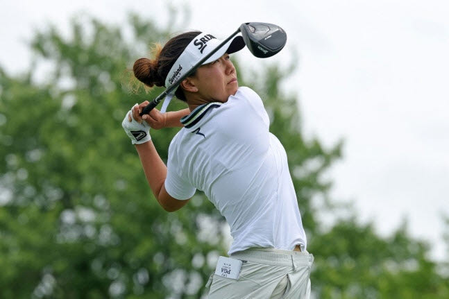 <b>신지은</b>, LPGA 스코틀랜드 오픈 첫날 공동 선두로 출발