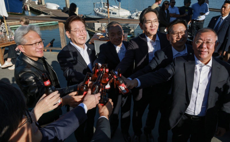 '샌프란 <b>AI</b>서밋'서 결속된 韓-글로벌 <b>빅테크</b>…9500억 달러 '<b>AI 동맹</b>' 구축