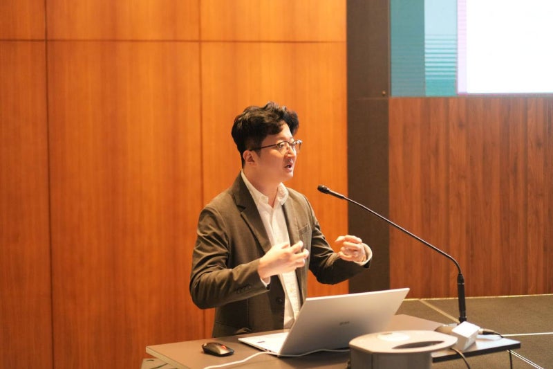 JB·BNK, 합병 검토 거부…얼라인 “이사회 의사록 열람할 것”