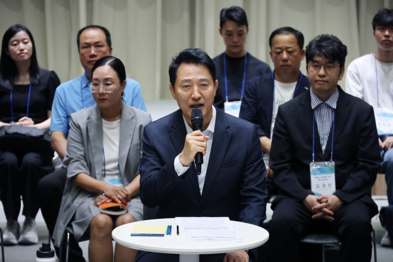 <b>오세훈</b>, 용산 <b>정비</b>구역 찾아 공급효과 강조…"1695가구 순증"