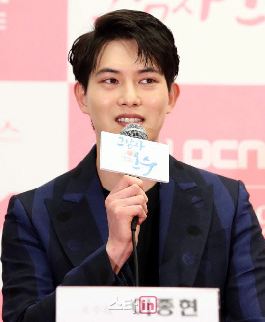 '씨엔블루 탈퇴' <b>이종현</b> "과거 <b>반성</b>하며 비연예인으로 살 것"