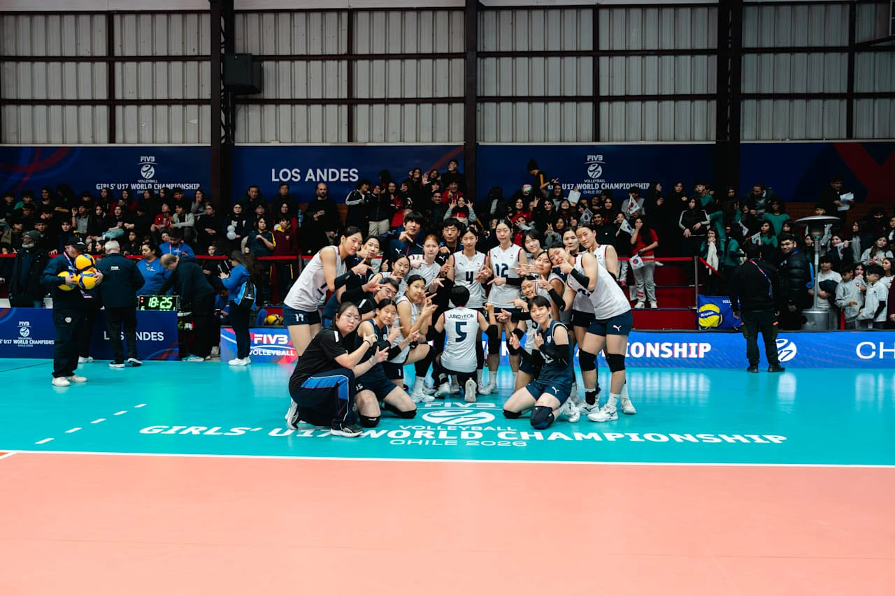 멈추지 않는 U-17 여자<b>배구</b> 돌풍...세계<b>선수</b>권 5연승·16강행