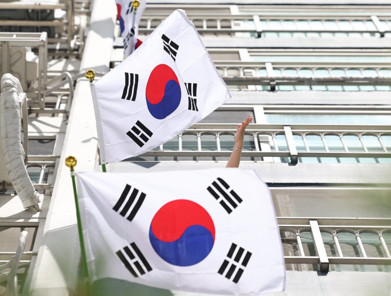 <b>광복절</b>에도 '중국산 <b>태극기</b>'…단돈 100원짜리가 삼켰다