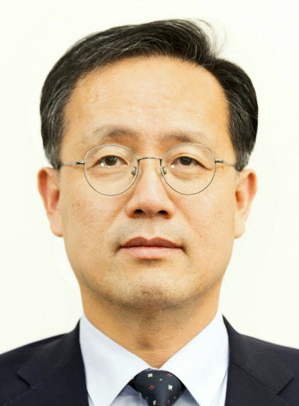 李, 경제부총리 이형일 등 6개 부처 <b>개각</b>…하정우 AI전략위(종합)