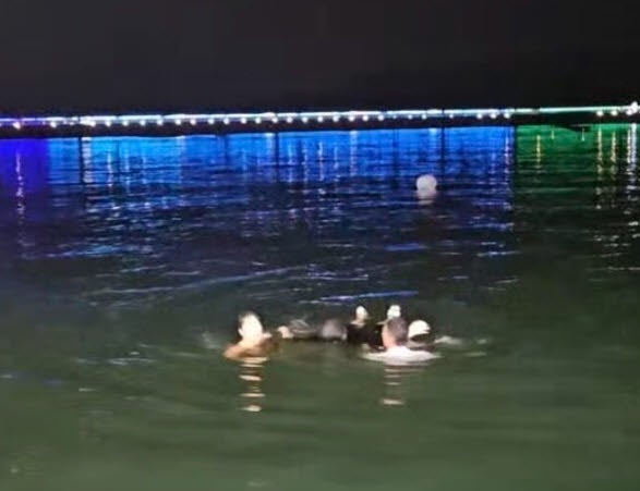 음주 측정 거부하고 도주한 30대 운전자, <b>바다</b>로 <b>추락</b>
