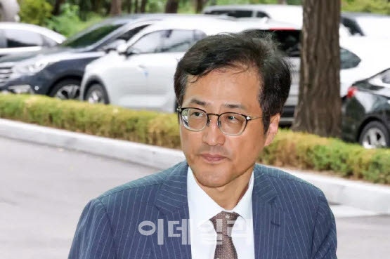 <b>선관위 특검보</b> 5명 <b>임명</b>...투표용지 부족사태 등 수사