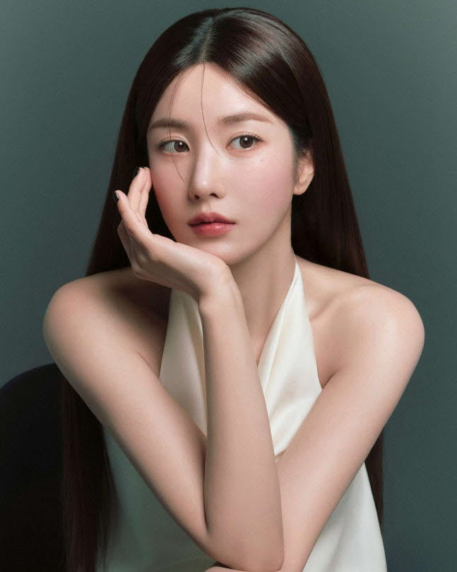 <b>권은비</b>, 이동 중 <b>차량 접촉사고</b>… 스케줄 취소