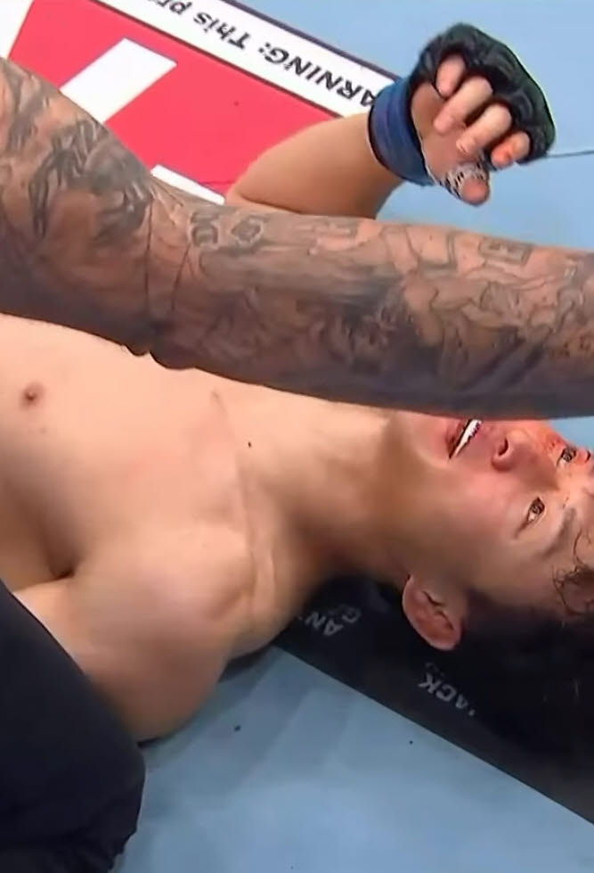 <b>최두호</b>, 핏불에 1R TKO패...8년 만에 <b>UFC</b> 랭킹 복귀 무산