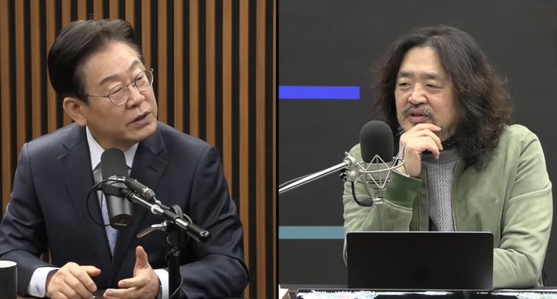 <b>김어준</b>, 李대통령에 "사랑의 시기 끝났다…<b>리트윗</b> 하지 마라" 직격