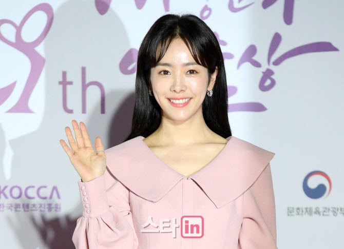 "영화 훼방 놓겠다"…法, <b>한지민 협박범</b>에 벌금 600만원 선고