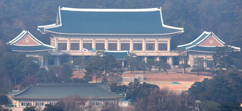 <b>김태원</b> 靑 청년미래비서관 <b>재산</b> 161억…주식만 119억[<b>재산</b>공개]