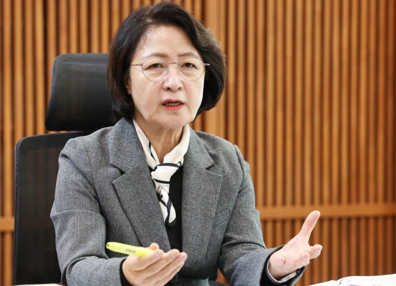 <b>추미애</b> “저는 정치적으로 화형 당해도”…<b>소방</b> 재정 혁신 촉구