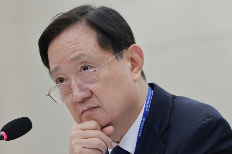 <b>이찬진</b>, 거수기 이사회 지적…"은행장 인사 투명성·공정성 강화해야"