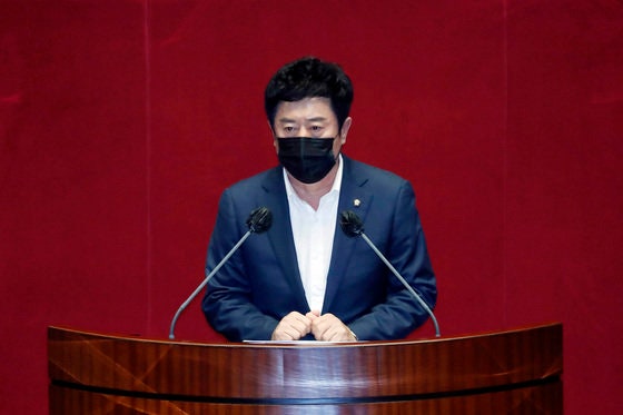 ‘인허가 뇌물’ <b>정찬민</b> 징역 7년 확정…의원직 상실