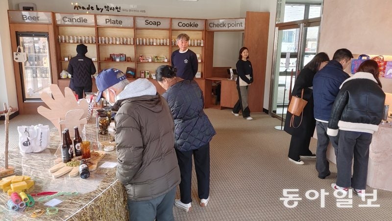 <b>춘천</b> 로컬 브랜드 ‘Made by 약사천’을 아시나요?