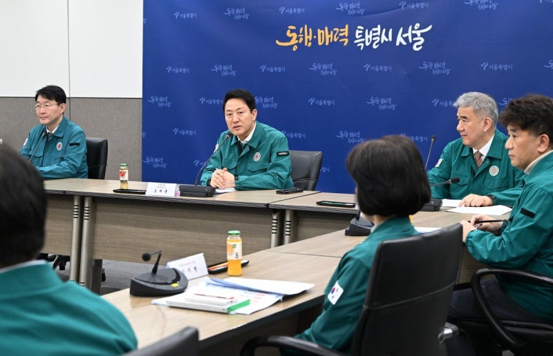 <b>오세훈</b> “시립<b>병원</b> 진료 연장…<b>공공병원</b> 역할 할 것”