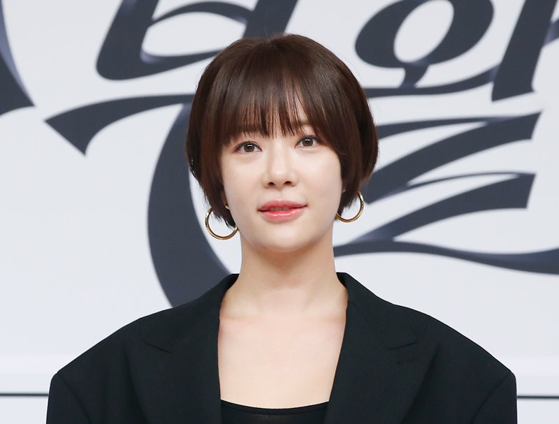 <b>황정음</b> “추녀야, 내남편과 결혼해줘”…<b>이영돈</b> 불륜 폭로글 올렸다 삭제