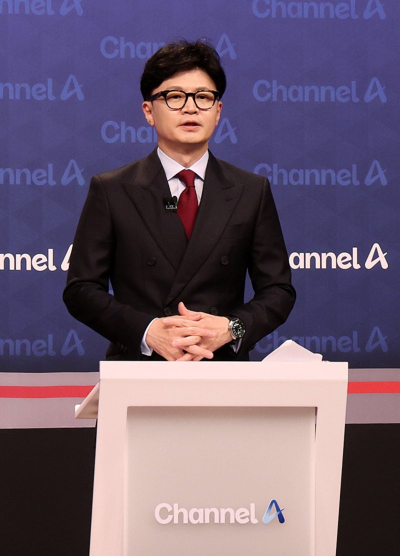 <b>한동훈</b>, ‘<b>나경원</b> 공소 취소 부탁’ 폭로 사과…“신중하지 못했다”
