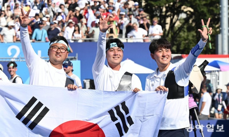 결승까지 한세트도 안 내준 <b>양궁</b> 男단체, 올림픽 3연속 金