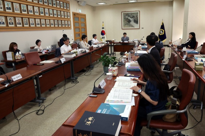 보이스피싱 <b>사기</b>에 최대 <b>무기징역</b>…대법원 양형기준 강화