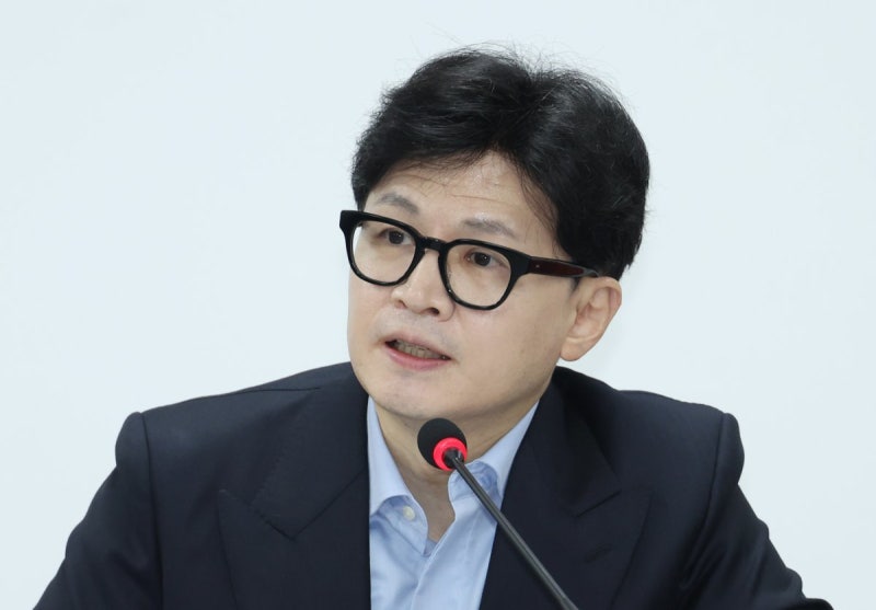 [단독]당대표 <b>한달 한동훈</b>, 친윤과도 1대1 식사정치