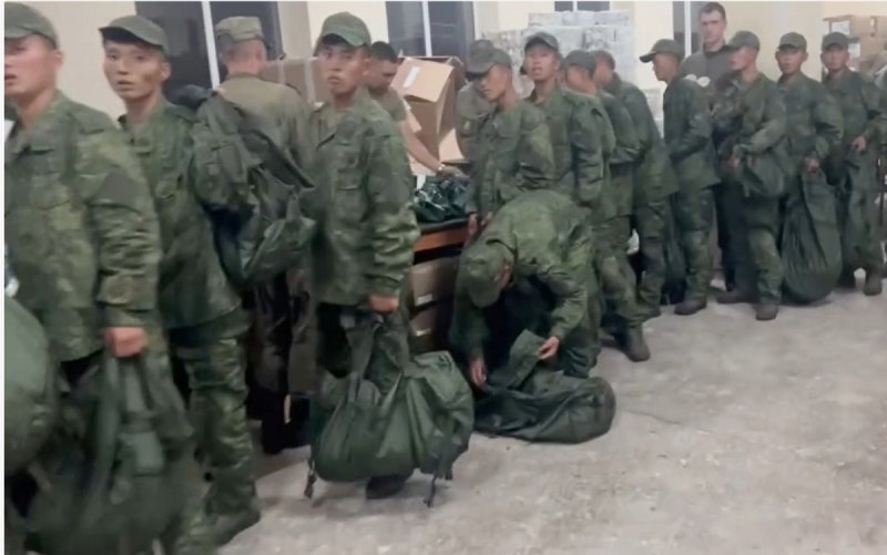“<b>파병</b> 있다면 국제법 규범 부합”…北, <b>사실상</b> <b>러시아</b>에 <b>파병</b> 인정