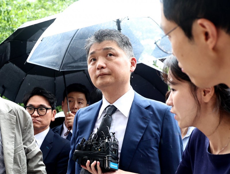‘SM <b>시세조종</b> 혐의’ 카카오 <b>김범수</b> 보석…구속 3개월만