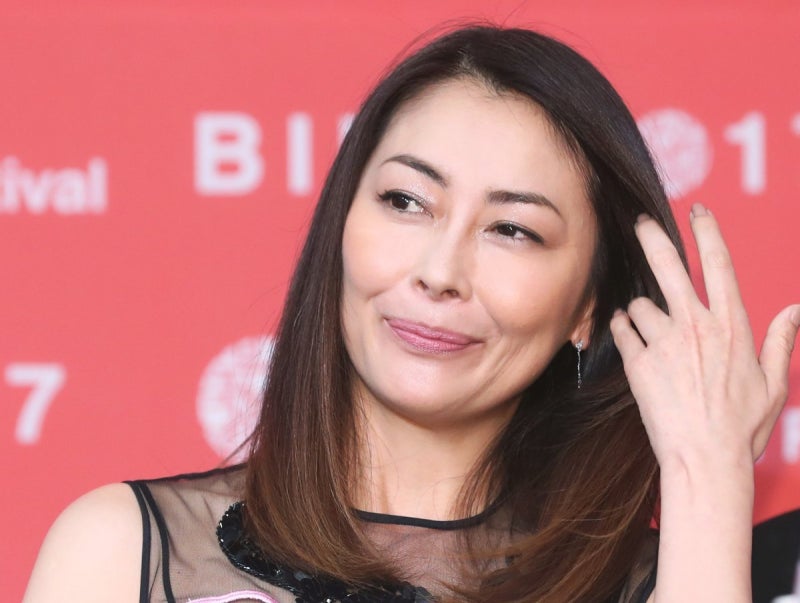 ‘<b>러브레터</b>’ 주인공 <b>나카야마 미호</b>, 욕조에서 숨진 채 발견