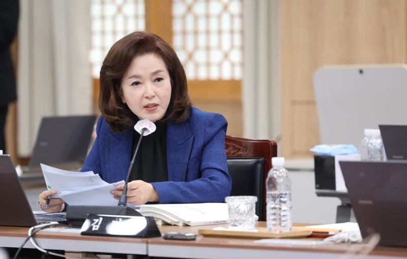 민주, “<b>백골단</b> 허위사실 유포” 與<b>김민전</b>-누리꾼 2명 <b>고발</b>