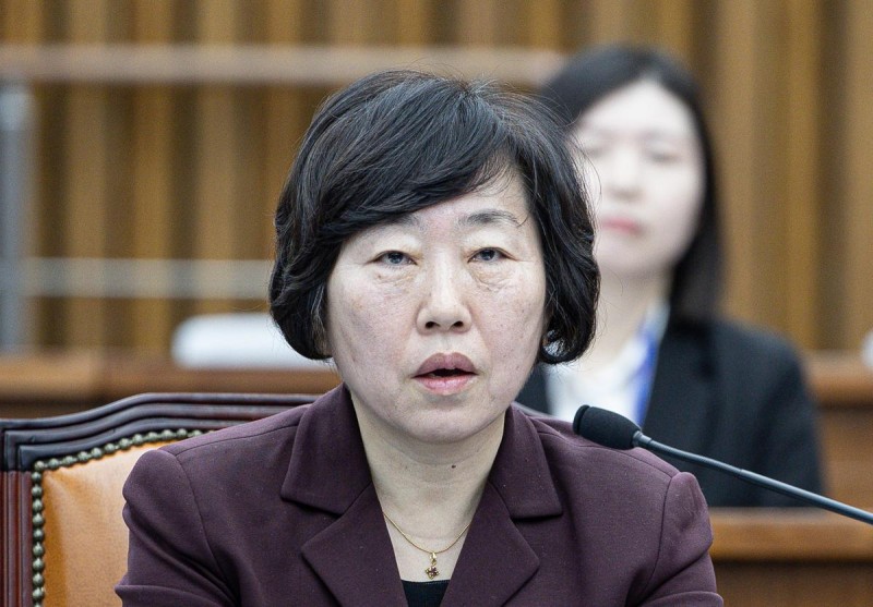[단독]尹측, <b>정계선</b> <b>기피 신청</b>…“국민은 鄭<b>재판관</b> 판단 신뢰하지 않을...