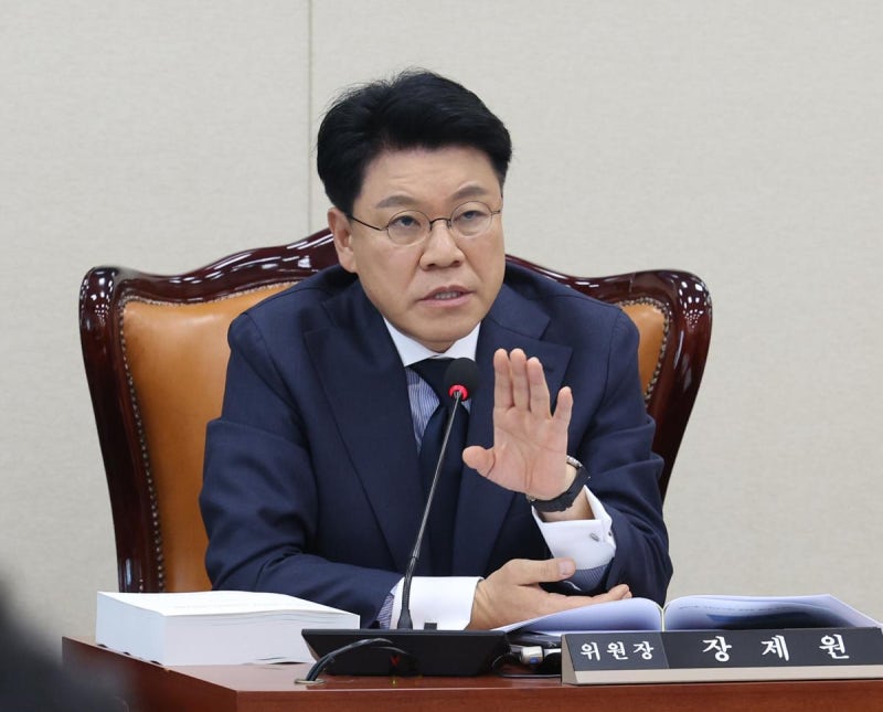 ‘<b>성폭력</b> 혐의 <b>피소</b>’ <b>장제원</b> “잠시 당 떠나겠다… 누명 벗고 돌아올 ...