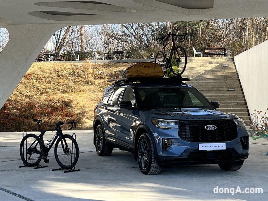 포드 익스플로러 ST-라인