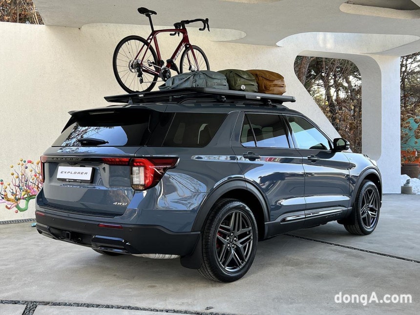 포드 익스플로러 ST-라인